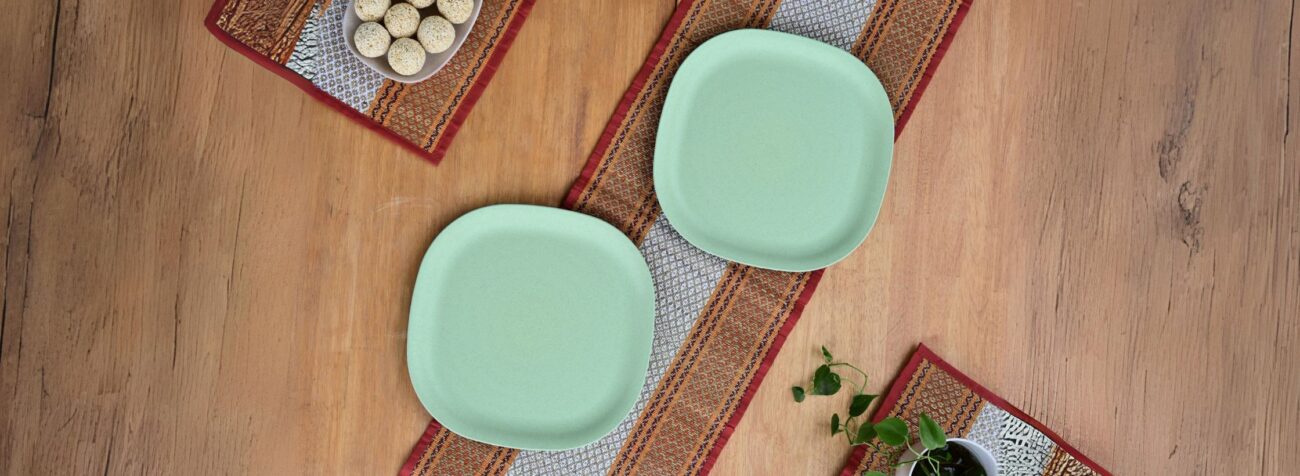 clay plates, eco-friendly plates