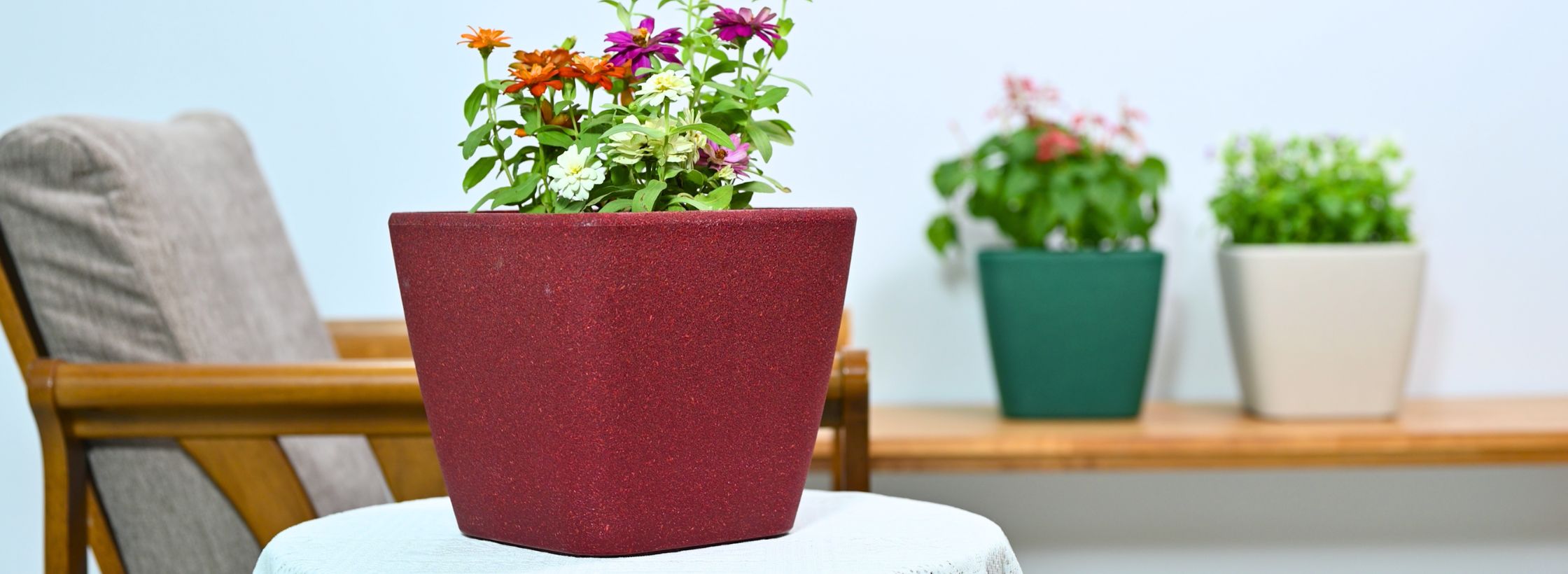 large planters, flower pot big