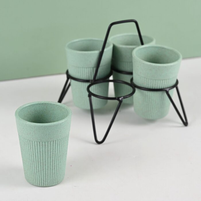 Statement chaicup with stand