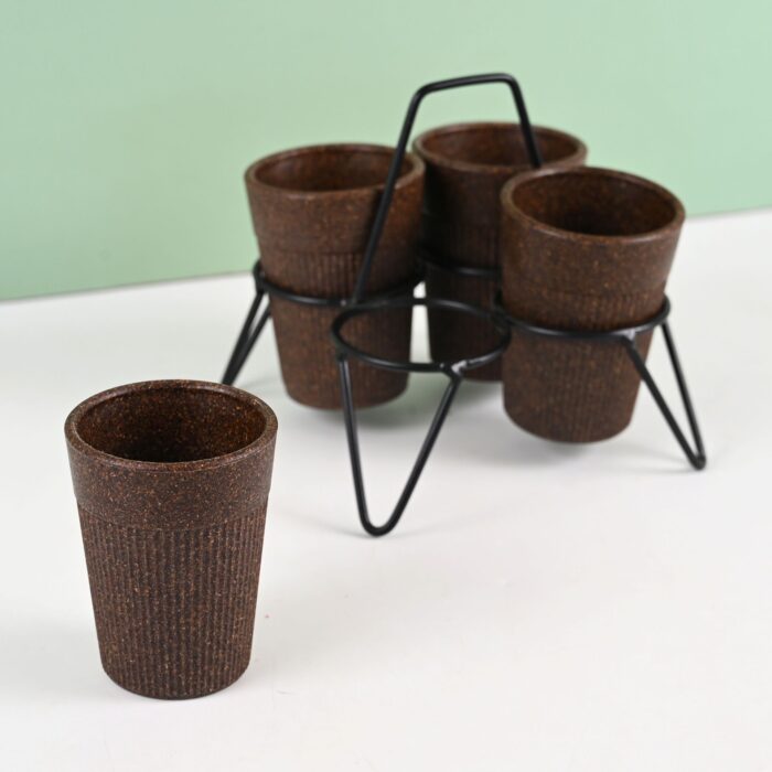 Statement chaicup with stand