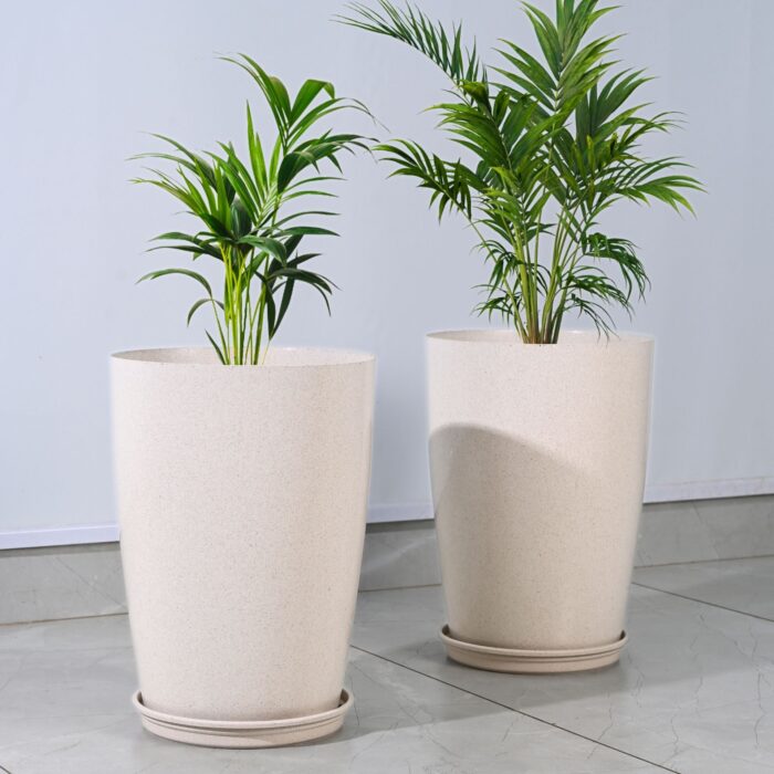 Sleek planter