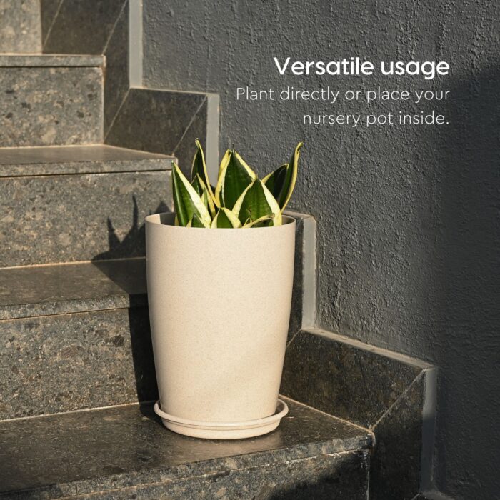 Sleek planter