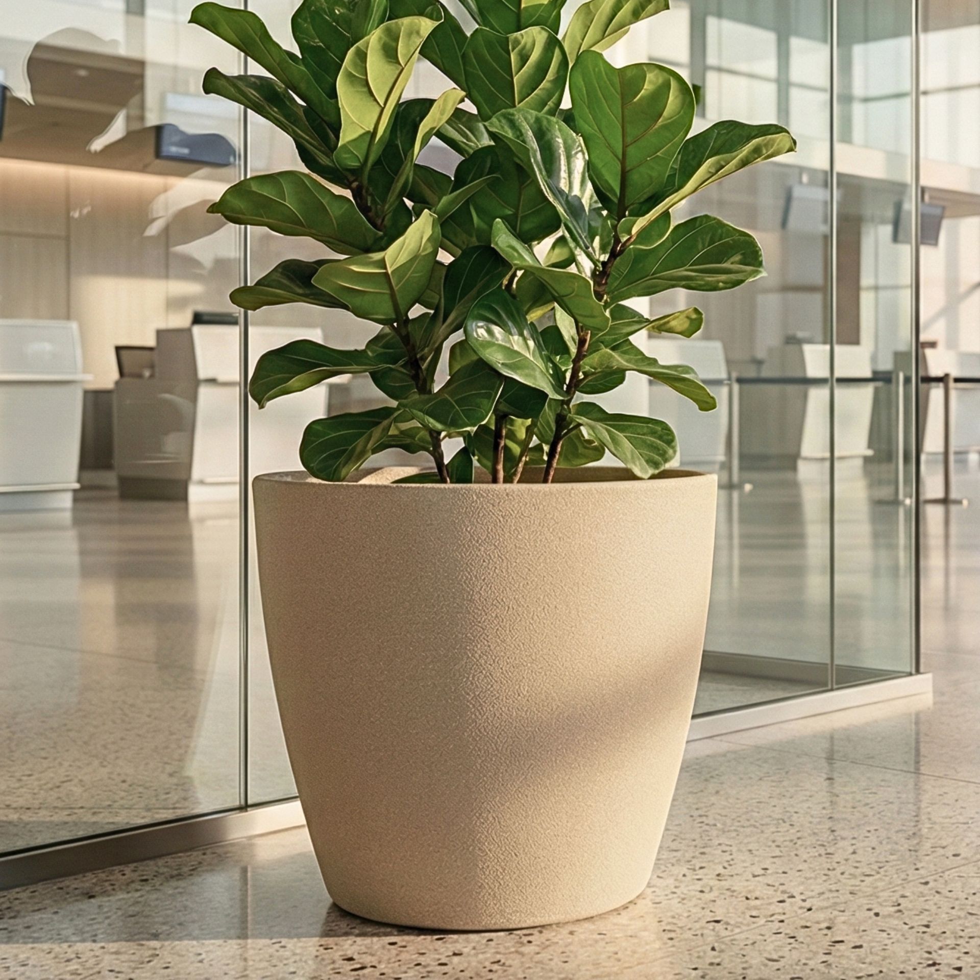 Deco Planter 21" Deco Planter 21"